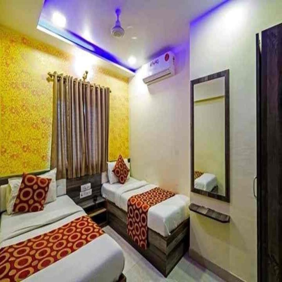 מומביי Hotel New Sarah Inn, Andheri West מראה חיצוני תמונה